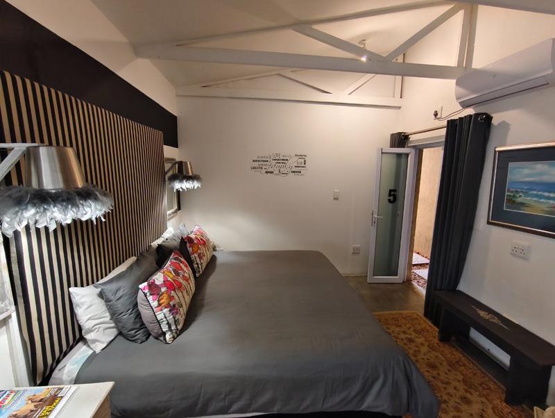 10 Bedroom Property for Sale in Parys Free State